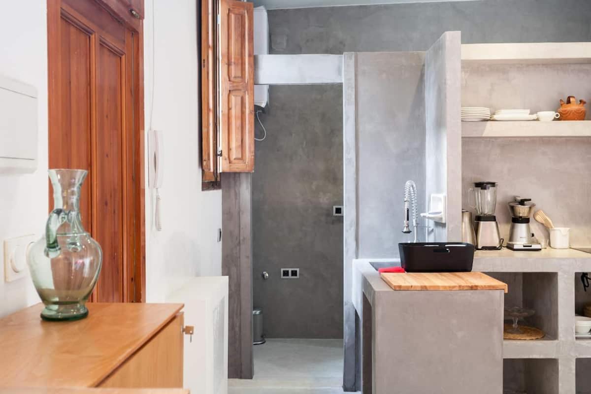 Casita Artista En Bello Edificio Barrio Ruzafa Valencia Exteriör bild