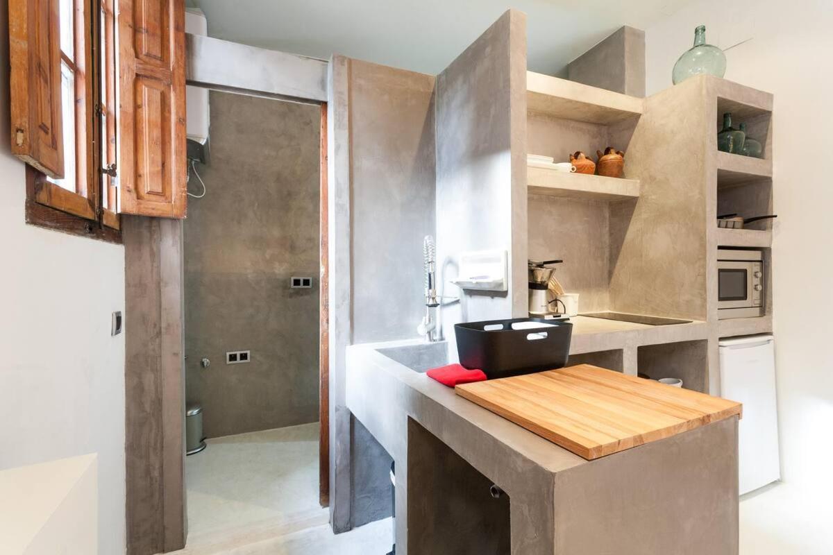 Casita Artista En Bello Edificio Barrio Ruzafa Valencia Exteriör bild
